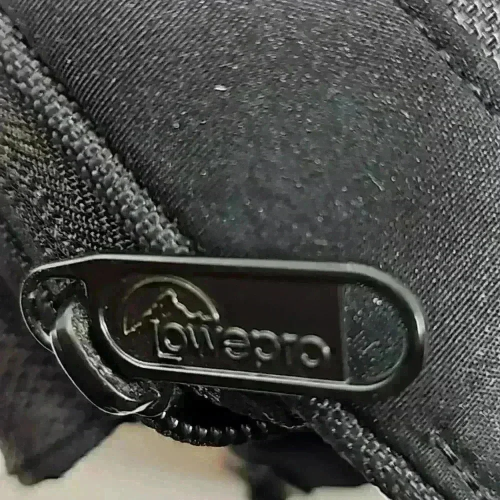 Lowepro digital video bag black camcorder water resistant adjustable strap